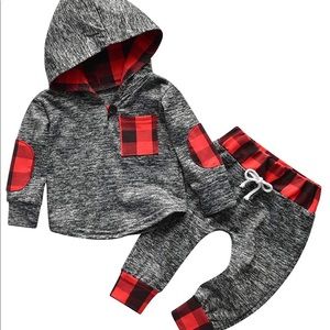 NWT Infant Unisex Hoodie Pants Outfit 6-9 mo